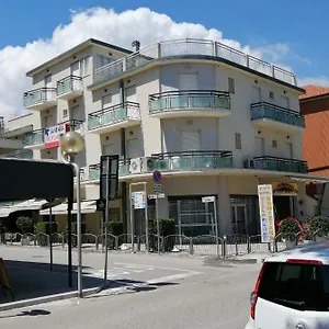 *** Hotel Domiziana Italien